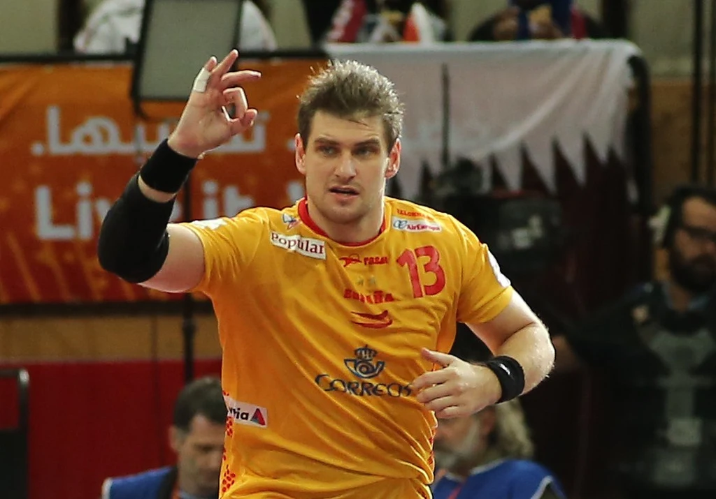 Polscy piłkarze ręczni walczyli z Hiszpanią o brąz MŚ w Katarze i wygrali po szalonym boju z dogrywką 29-28! Emocje sięgały zenitu! Polscy piłkarze ręczni walczyli z Hiszpanią o brąz MŚ w Katarze i wygrali po szalonym boju z dogrywką 29-28! Emocje sięgały zenitu!