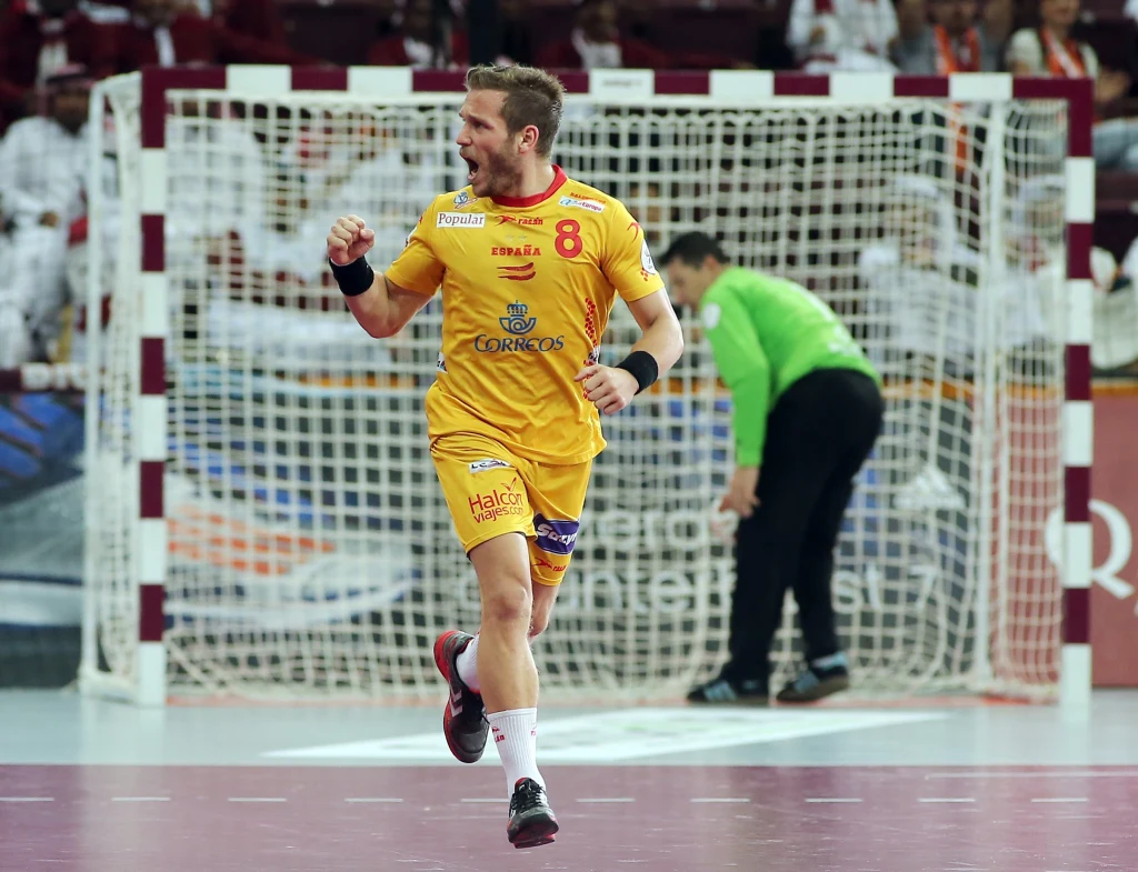 Polscy piłkarze ręczni walczyli z Hiszpanią o brąz MŚ w Katarze i wygrali po szalonym boju z dogrywką 29-28! Emocje sięgały zenitu! Polscy piłkarze ręczni walczyli z Hiszpanią o brąz MŚ w Katarze i wygrali po szalonym boju z dogrywką 29-28! Emocje sięgały zenitu!