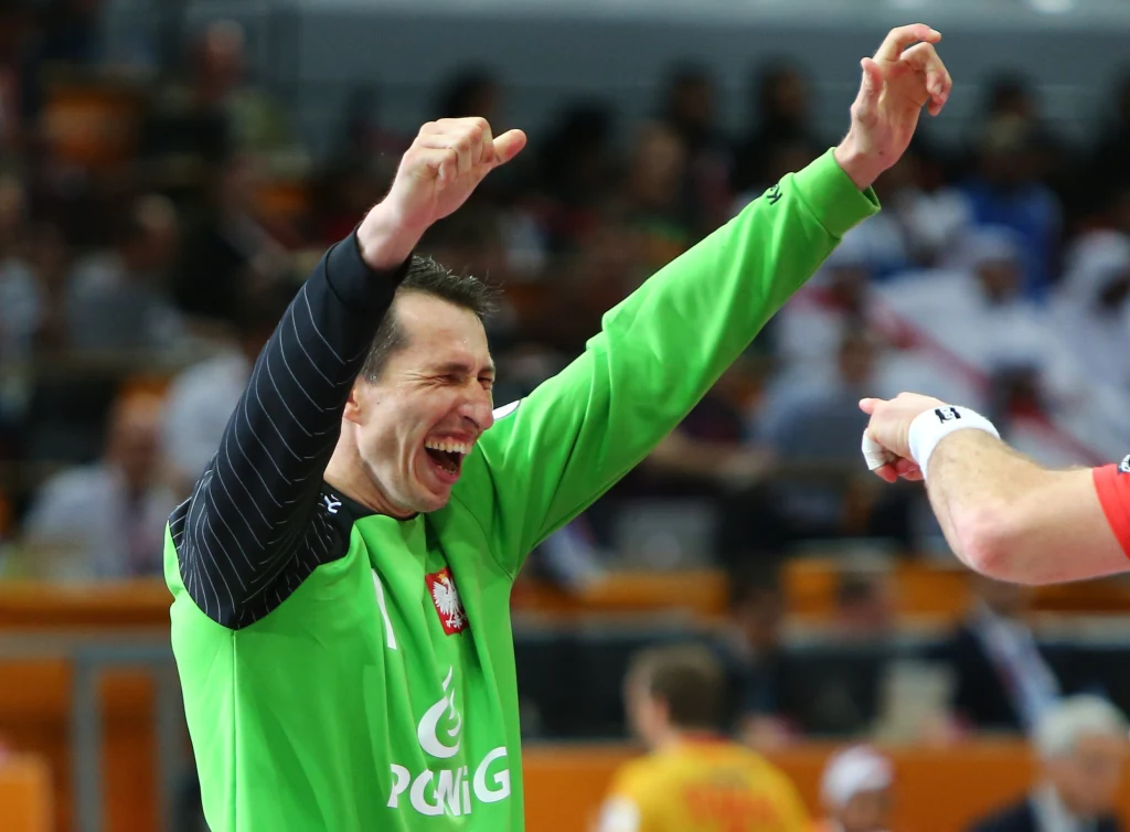 Polscy piłkarze ręczni walczyli z Hiszpanią o brąz MŚ w Katarze i wygrali po szalonym boju z dogrywką 29-28! Emocje sięgały zenitu! Polscy piłkarze ręczni walczyli z Hiszpanią o brąz MŚ w Katarze i wygrali po szalonym boju z dogrywką 29-28! Emocje sięgały zenitu!