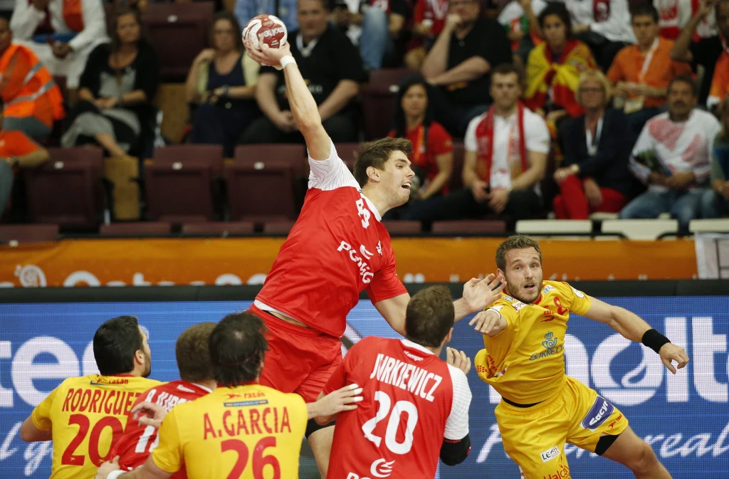 Piotr Chrapkowski w meczu z Hiszpanią Piotr Chrapkowski w meczu z Hiszpanią