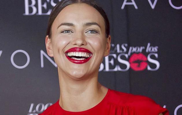 Irina Shayk znów jest szczęśliwa! Irina Shayk znów jest szczęśliwa!