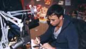 Enrique iglesias w studiu radia RMF FM