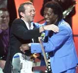 Eric Clapton i Buddy Guy podczas koncertu w Nowym Jorku