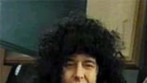Jarvis Cocker jako Brian May