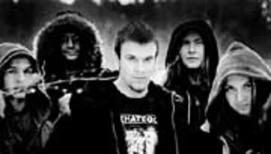 Nyia: Superbrutalna supergrupa!