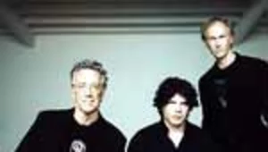 The Doors AD 2004 - kto tutaj nie pasuje?