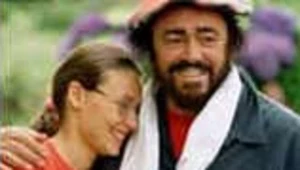 Pavarotti i "ulubienica" Nicoletta Mantovani