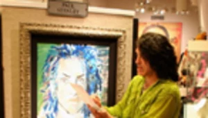 Paul Stanley (Kiss) przy swoim autoportrecie