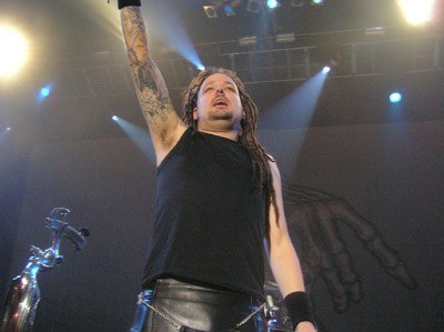 Jonathan Davis (Korn) w katowickim "Spodku"