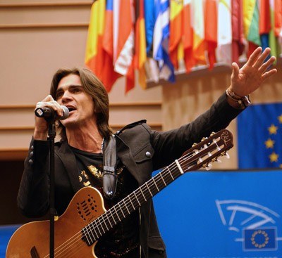 Juanes w Parlamencie Europejskim