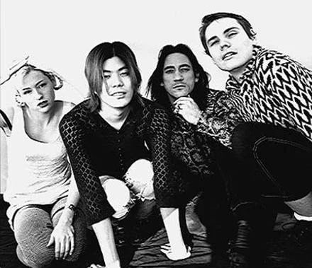 The Smashing Pumpkins (James Iha drugi z lewej) The Smashing Pumpkins (James Iha drugi z lewej)