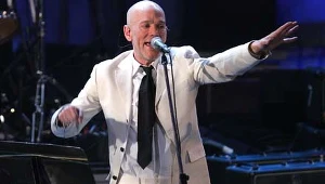 Michael Stipe (R.E.M.) testuje nowy materiał - fot. Scott Gries