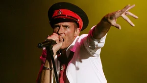 Scott Weiland (Velvet Revolver) ratuje anioła - fot. Jo Hale