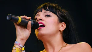Lily Allen: Trzeci sutek poza kadrem