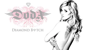 Okładka płyty "Diamond Bitch" Dody