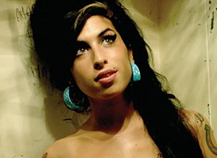 Amy Winehouse cieszy się kolejnym wyróżnieniem Amy Winehouse cieszy się kolejnym wyróżnieniem