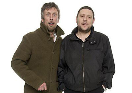 Bez i Shaun Ryder (Happy Mondays) właśnie zobaczyli "odpicowany" samochód...