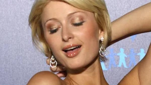 Paris Hilton zaśpiewa w "genetycznej operze"