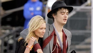 Kate Moss i Pete Doherty fot. Matt Cardy