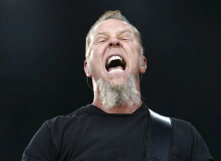 James Hetfield fałszuje? James Hetfield fałszuje?