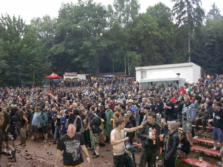 Publiczność na Obscene Extreme Festival