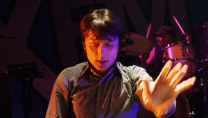 Brett Anderson zamknął swoim występem pierwszy dzień festiwalu - fot. Louise Wilson