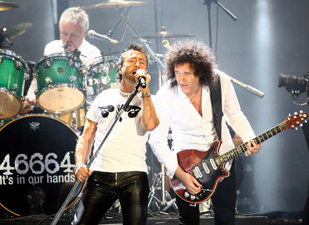 Paul Rodgers i Brian May, z tyłu Roger Taylor (Queen) - fot. Gareth Cattermole