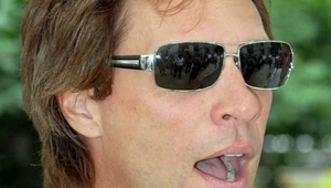 Jon Bon Jovi wygląda na zaskoczonego pozwem - fot. William Thomas Cain