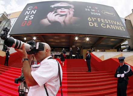 Fotoreporter obsługujący filmowy festiwal w Cannes