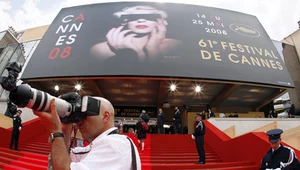 Fotoreporter obsługujący filmowy festiwal w Cannes