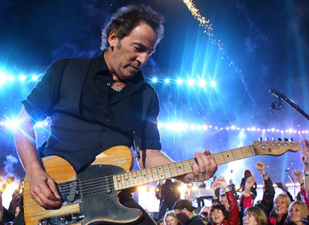 Bruce Springsteen podczas Super Bowl - fot. Jamie Squire