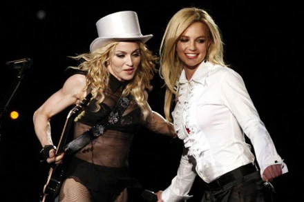 Madonna i Britney Spears fot. Kevin Winter