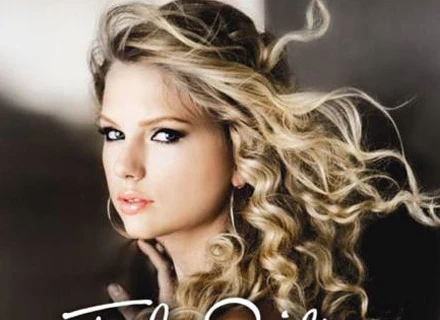 Okładka albumu "Fearless" Taylor Swift