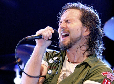 Eddie Vedder (Pearl Jam) fot. Dove Shore