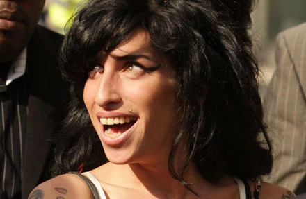 Amy Winehouse fot. Oli Scarff Amy Winehouse fot. Oli Scarff