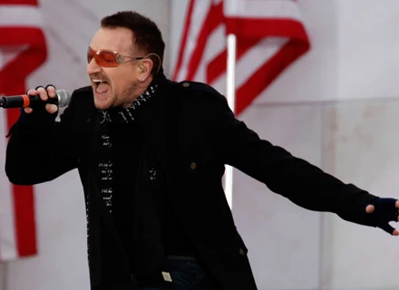 Bono (U2) wraca na scenę - fot. Chip Somodevilla Bono (U2) wraca na scenę - fot. Chip Somodevilla