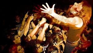Walls Of Jericho zagra na Brutal Assault