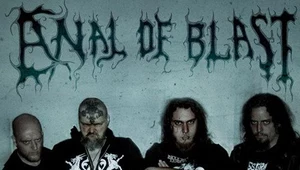 Anal Blast (Don Decker drugi z lewej)