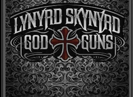 Okładka albumu "God & Guns"