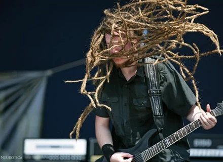 Thom (Empty Playground) Thom (Empty Playground)