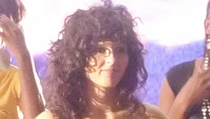 Ramona Rey na planie teledysku "Oh Africa"