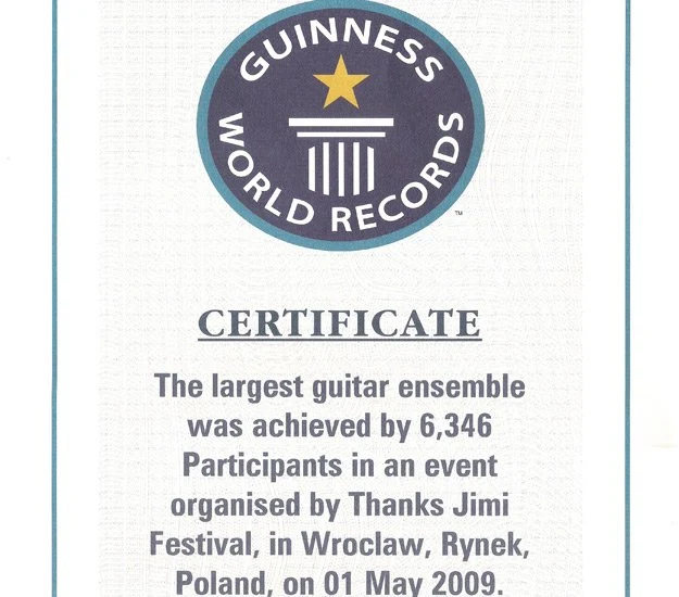 Certyfikat potwierdzający Gitarowy Rekord Guinessa Certyfikat potwierdzający Gitarowy Rekord Guinessa