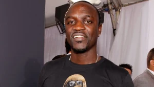 Akon z Lady GaGą na koszulce - fot. Christopher Polk