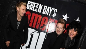 Członkowie Green Day na premierze swojego musicalu - fot. Jason Kempin