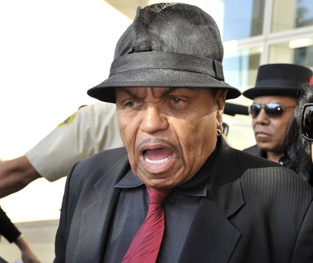 Joe Jackson uważany jest za tego, który wpędził Michaela w kompleksy - fot. Toby Canham Joe Jackson uważany jest za tego, który wpędził Michaela w kompleksy - fot. Toby Canham