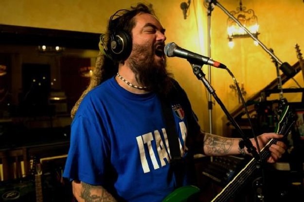 Max Cavalera (Soulfly) w studiu - fot. Kevin Estrada