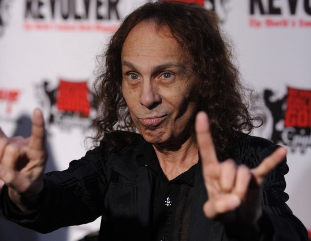 Ronnie James Dio i "rogi szatana" fot. Frazer Harrison