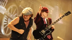 Brian Johnson i Angus Young z AC/DC - fot. Kevin Mazur