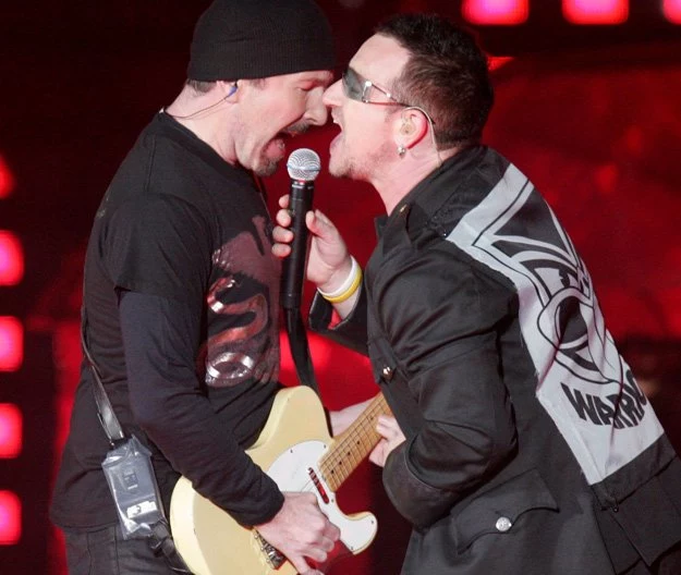 The Edge i Bono uwielbiają grać dla kilkudziesięciotysięcznego tłumu - fot. Sandra Mu The Edge i Bono uwielbiają grać dla kilkudziesięciotysięcznego tłumu - fot. Sandra Mu