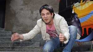 Wojtek Łuszczykiewicz (Video) lubi różowy kolor